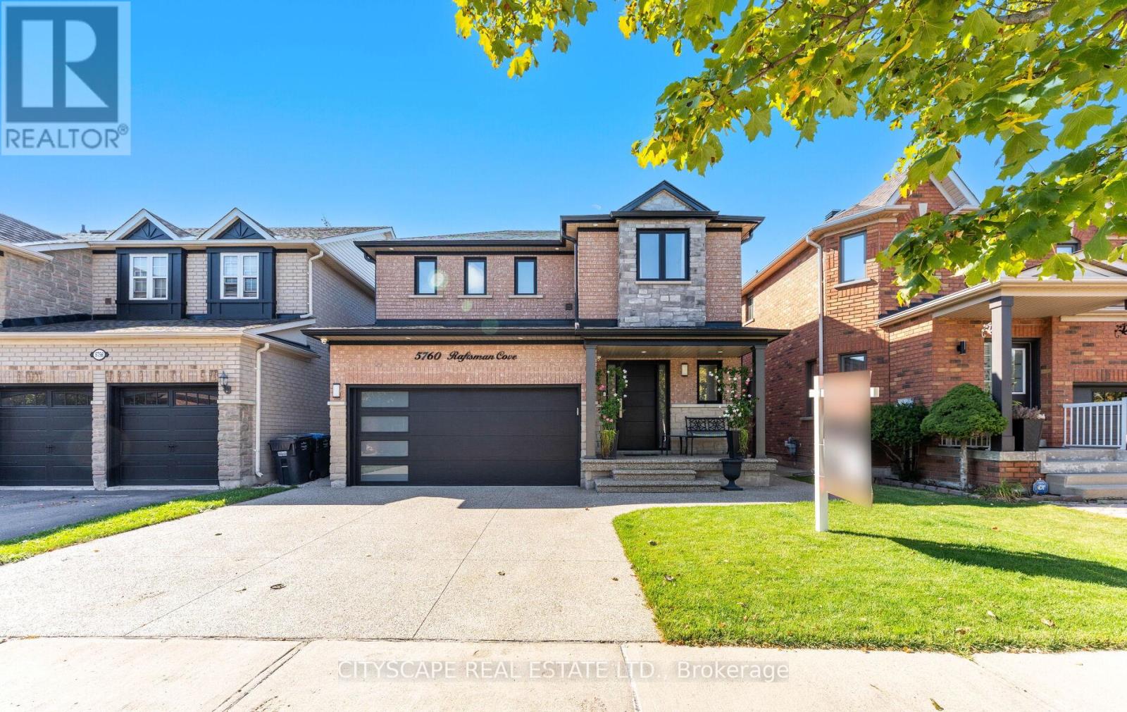 5760 Raftsman Cove Street, Mississauga (Churchill Meadows), Ontario  L5M 7B3 - Photo 2 - W12453661