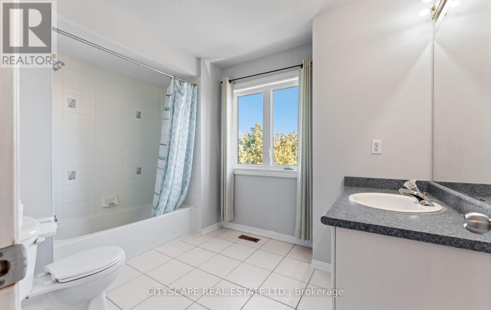 5760 Raftsman Cove Street, Mississauga (Churchill Meadows), Ontario  L5M 7B3 - Photo 22 - W12453661