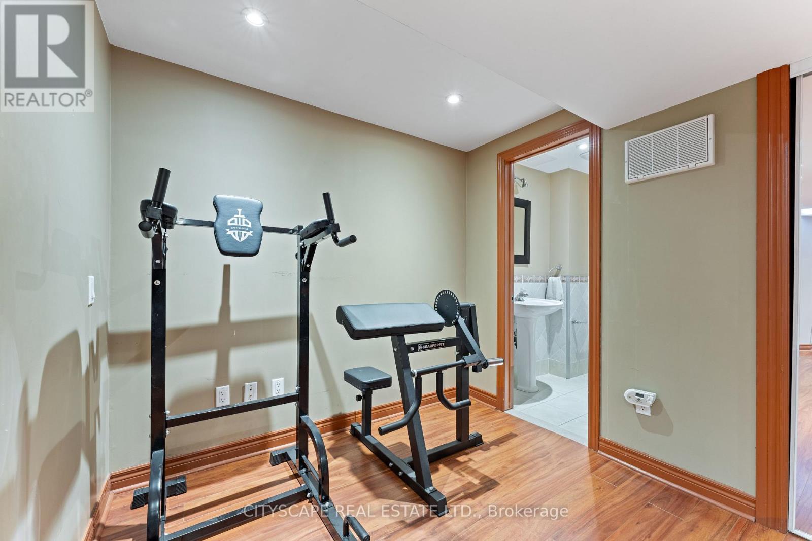 5760 Raftsman Cove Street, Mississauga (Churchill Meadows), Ontario  L5M 7B3 - Photo 27 - W12453661