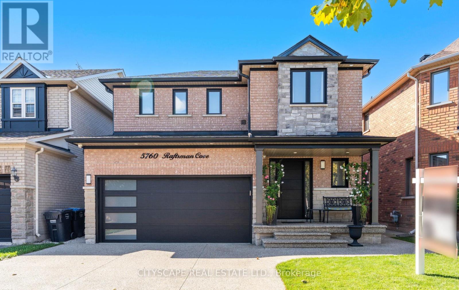 5760 Raftsman Cove Street, Mississauga (Churchill Meadows), Ontario  L5M 7B3 - Photo 3 - W12453661