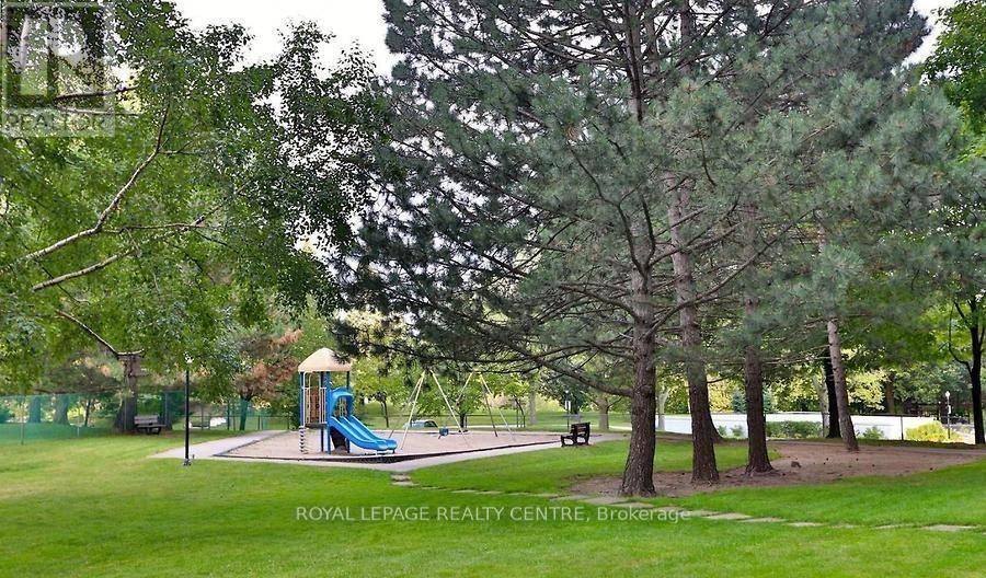 1004 - 3170 Kirwin Avenue, Mississauga, Ontario  L5A 3R1 - Photo 16 - W12453669