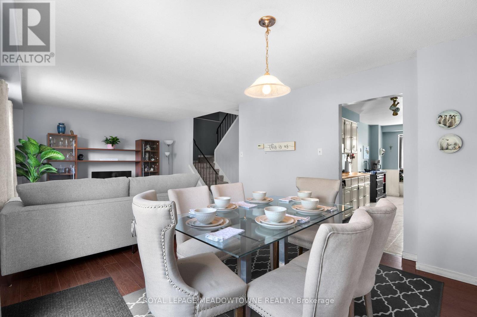 6058 Starfield Crescent, Mississauga (Meadowvale), Ontario  L5N 1X1 - Photo 11 - W12453676