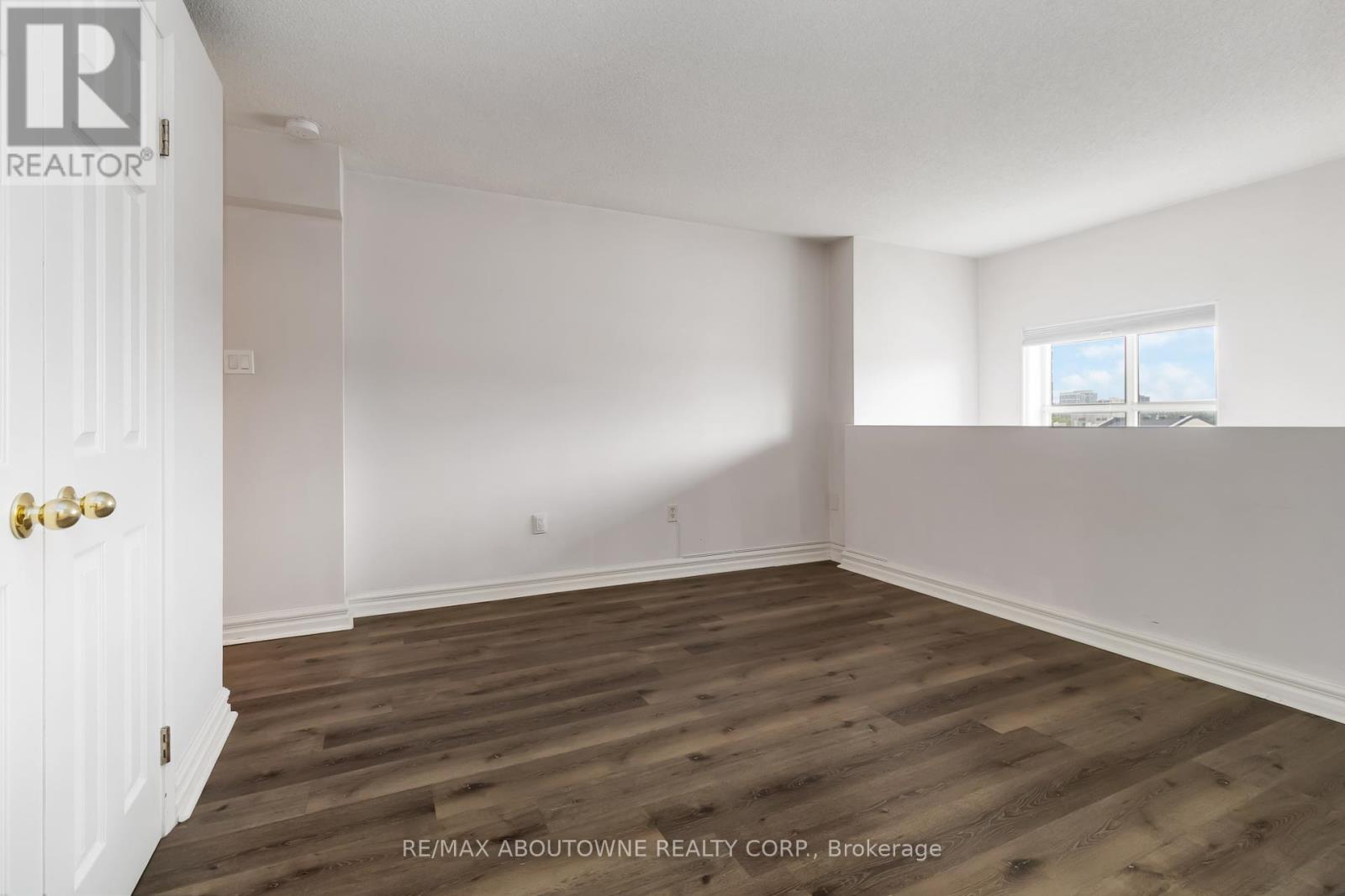 403 - 221 Robinson Street, Oakville, Ontario  L6J 7N9 - Photo 26 - W12453687