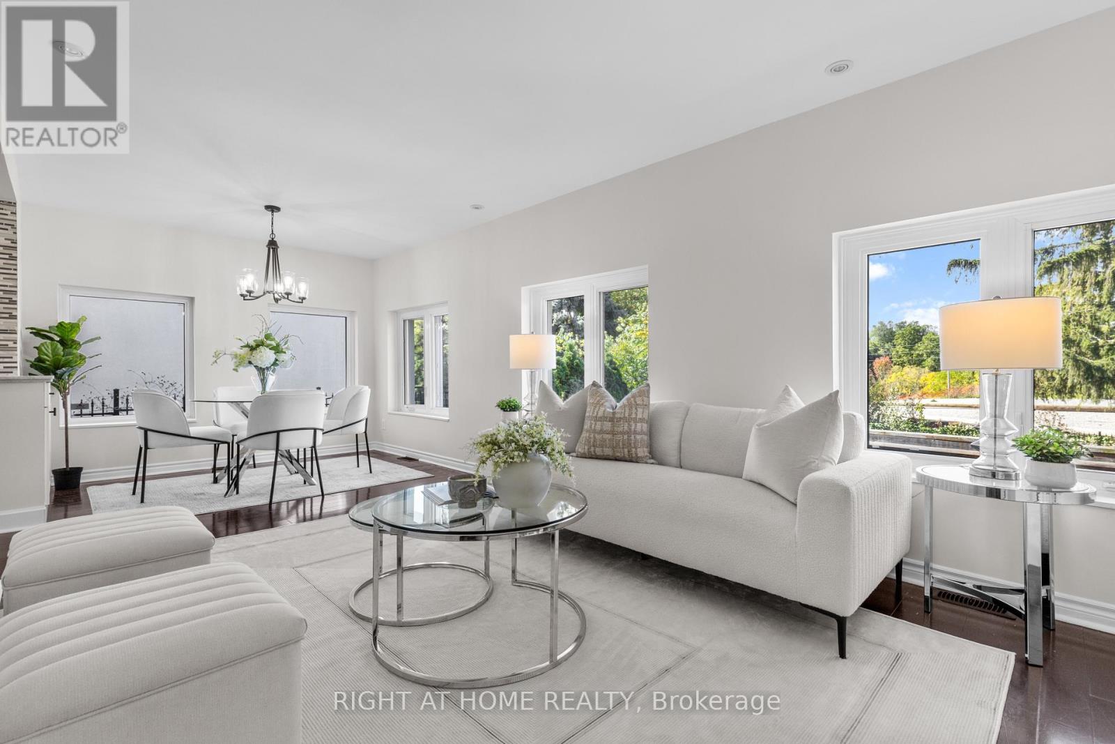 10 Haliburton Avenue, Toronto (Islington-City Centre West), Ontario  M9B 4Y2 - Photo 19 - W12453689