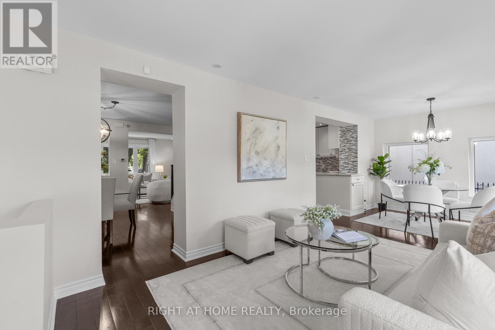 10 Haliburton Avenue, Toronto (Islington-City Centre West), Ontario  M9B 4Y2 - Photo 20 - W12453689