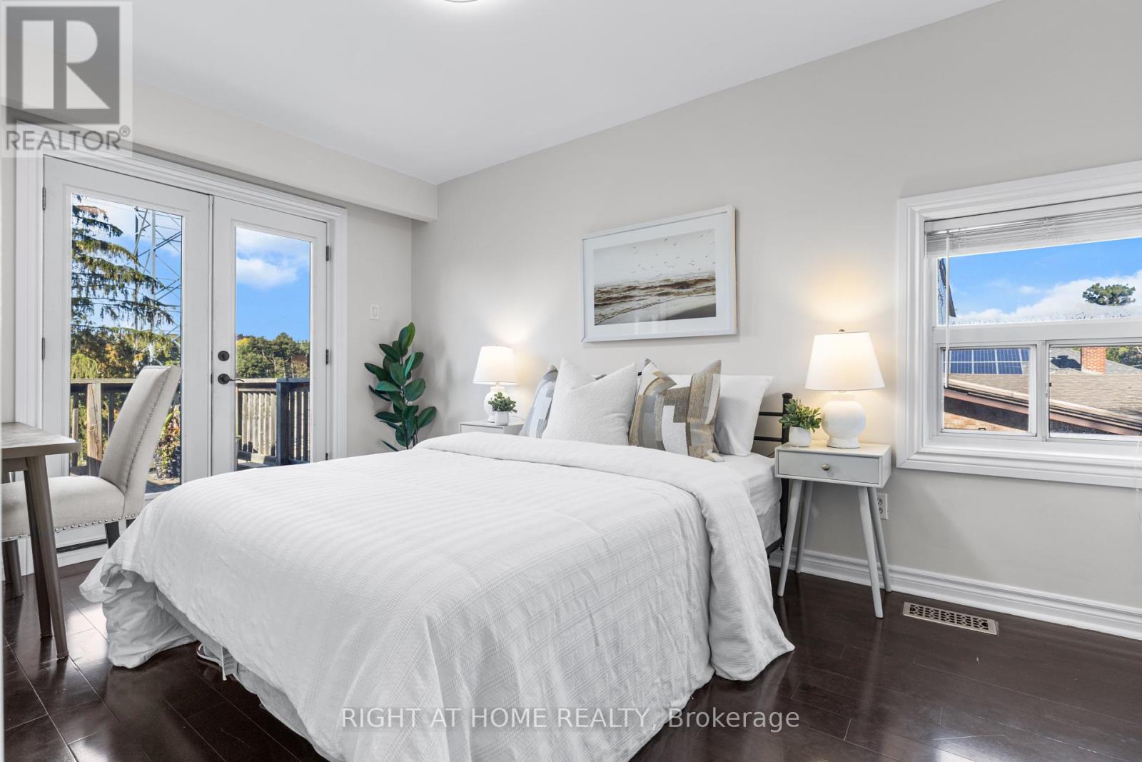 10 Haliburton Avenue, Toronto (Islington-City Centre West), Ontario  M9B 4Y2 - Photo 27 - W12453689