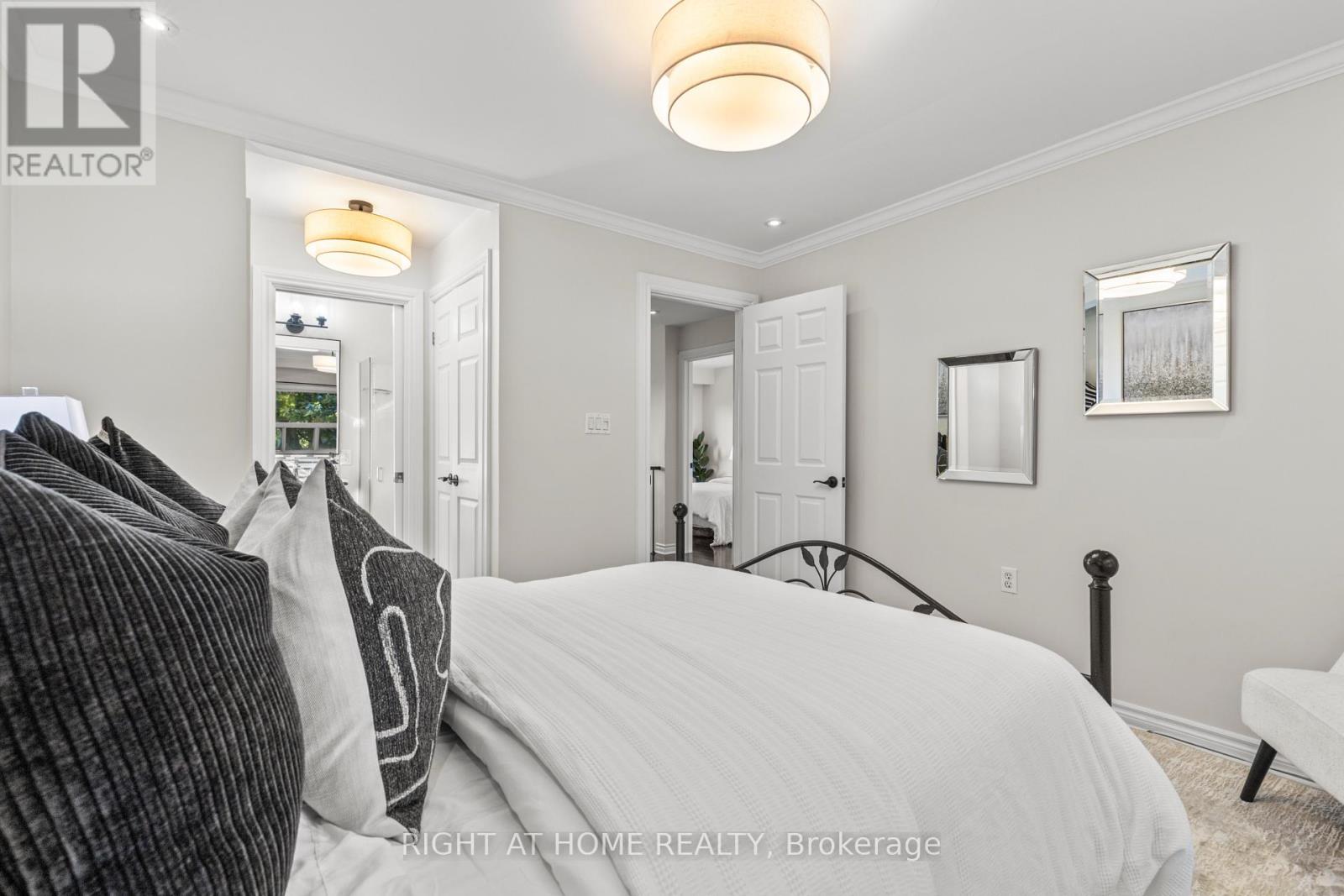 10 Haliburton Avenue, Toronto (Islington-City Centre West), Ontario  M9B 4Y2 - Photo 30 - W12453689