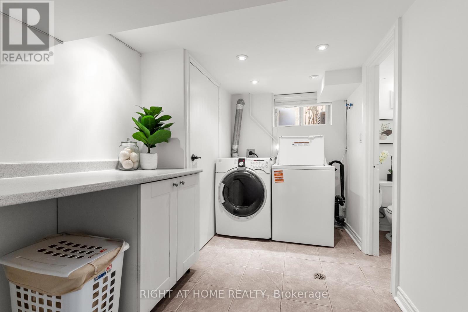 10 Haliburton Avenue, Toronto (Islington-City Centre West), Ontario  M9B 4Y2 - Photo 35 - W12453689
