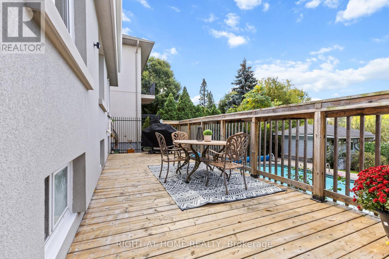 10 Haliburton Avenue, Toronto (Islington-City Centre West), Ontario  M9B 4Y2 - Photo 39 - W12453689
