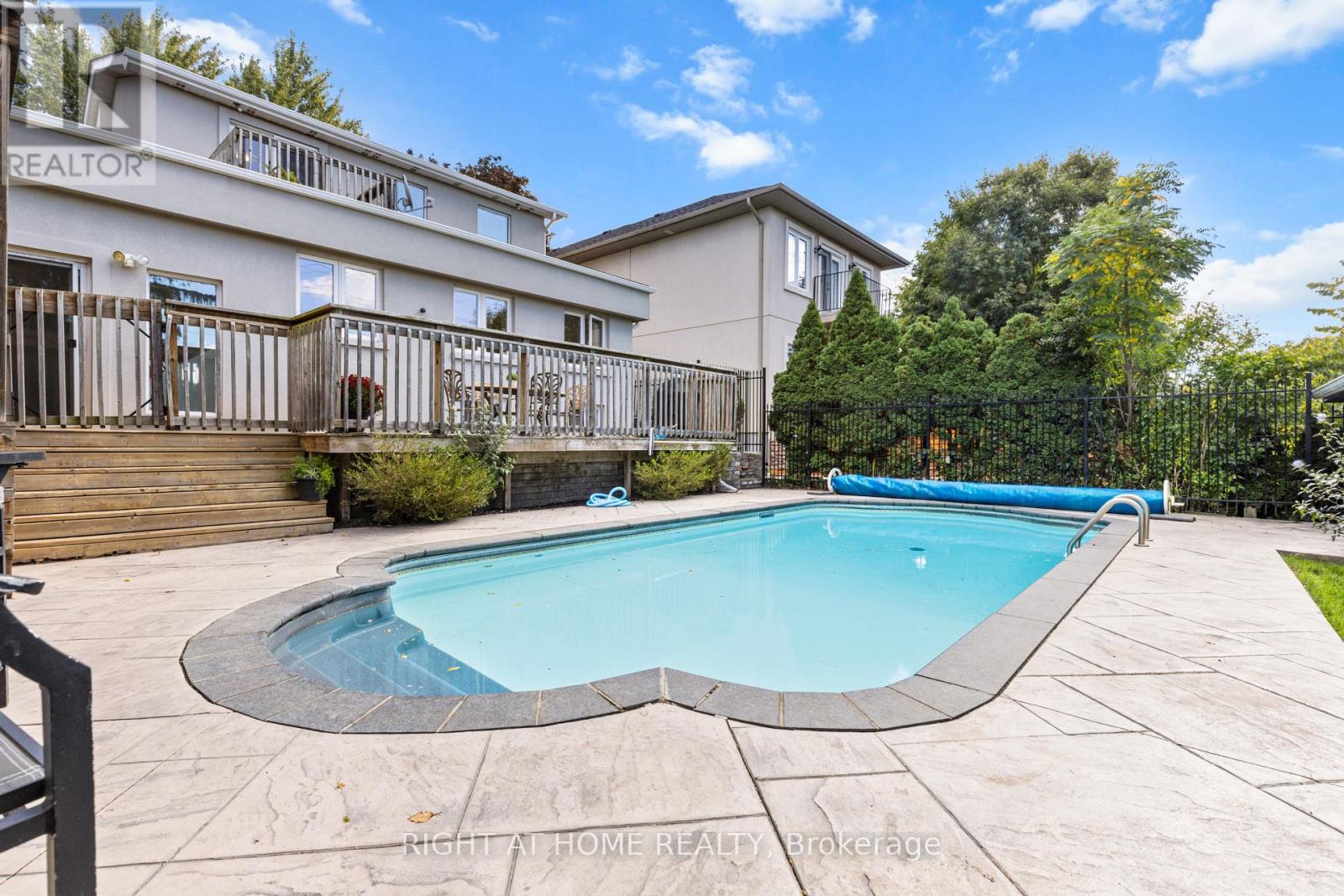 10 Haliburton Avenue, Toronto (Islington-City Centre West), Ontario  M9B 4Y2 - Photo 45 - W12453689