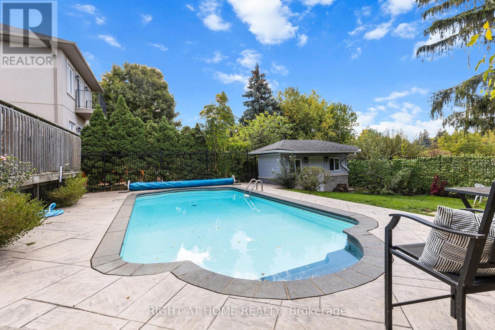 10 Haliburton Avenue, Toronto (Islington-City Centre West), Ontario  M9B 4Y2 - Photo 46 - W12453689