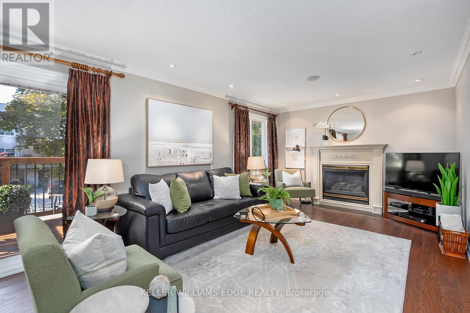 2100 Worthington Drive, Oakville, Ontario  L6L 1E3 - Photo 20 - W12453690