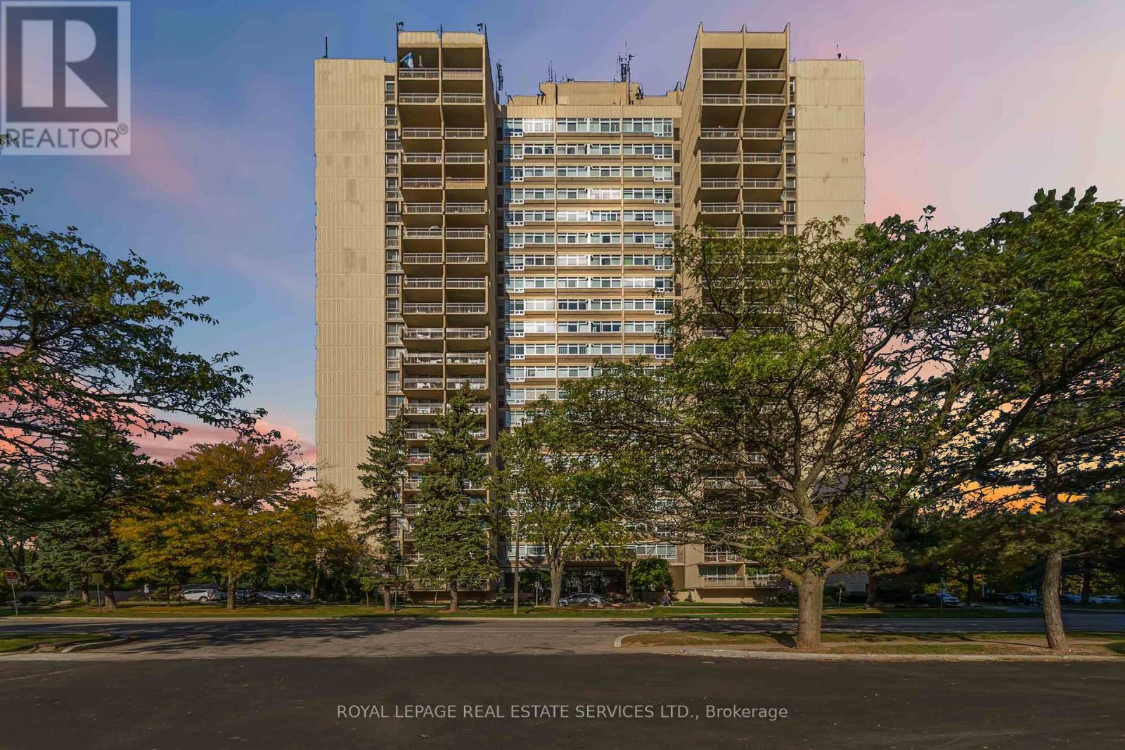 602 - 1359 WHITE OAKS BOULEVARD, Oakville, Ontario