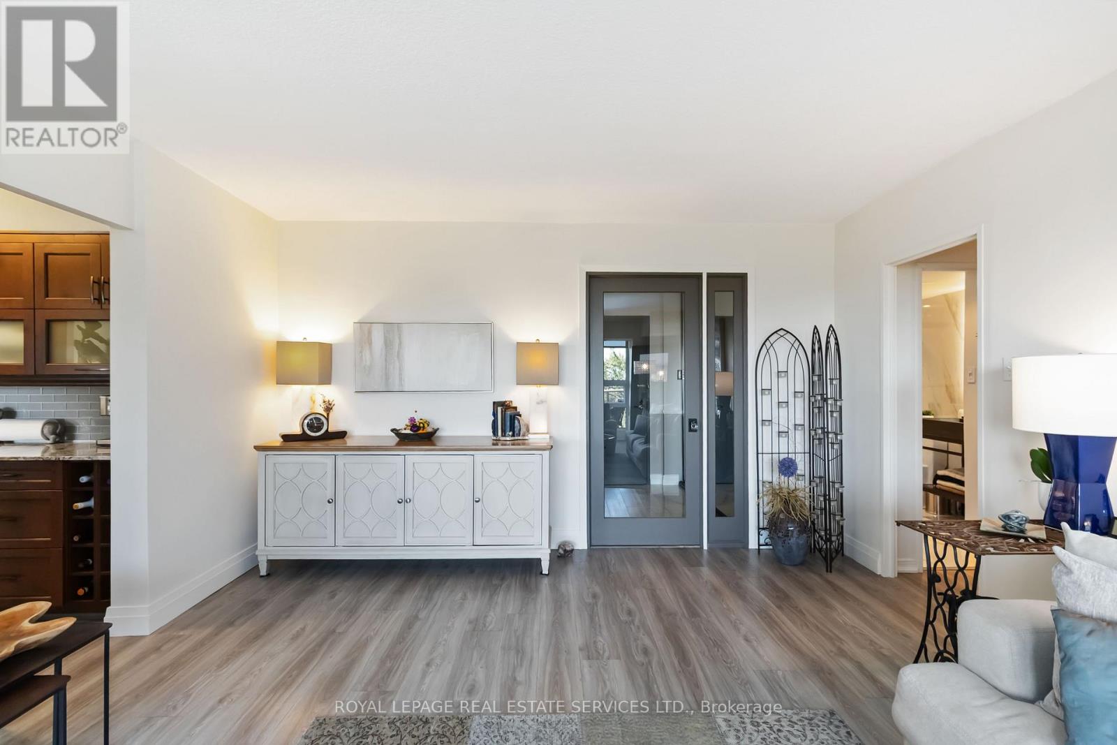602 - 1359 White Oaks Boulevard, Oakville (Fa Falgarwood), Ontario  L6H 2R8 - Photo 14 - W12453696
