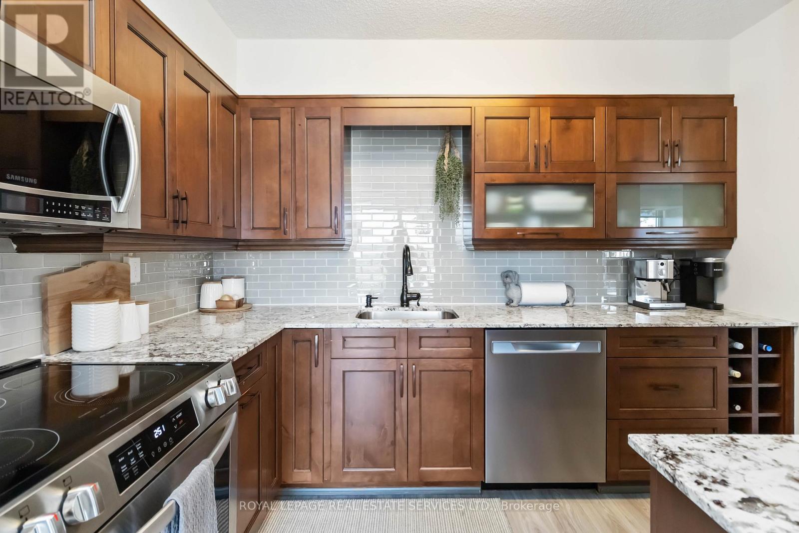 602 - 1359 White Oaks Boulevard, Oakville (Fa Falgarwood), Ontario  L6H 2R8 - Photo 15 - W12453696