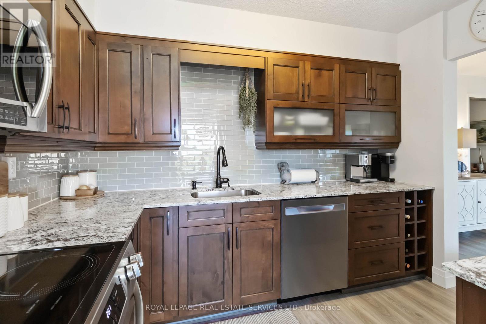 602 - 1359 White Oaks Boulevard, Oakville (Fa Falgarwood), Ontario  L6H 2R8 - Photo 16 - W12453696