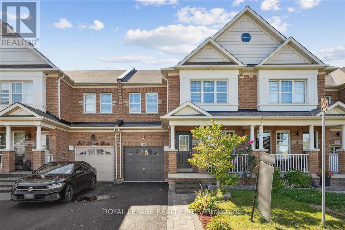 248 Duncan Lane, Milton (Sc Scott), Ontario  L9T 7A8 - Photo 2 - W12453724