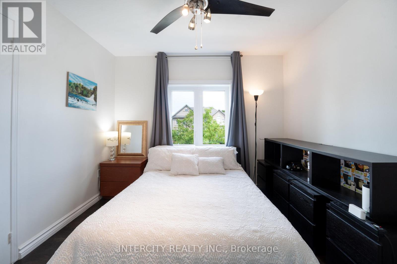 5409 Duchess Court, Burlington (Orchard), Ontario  L7L 6Z4 - Photo 25 - W12453735