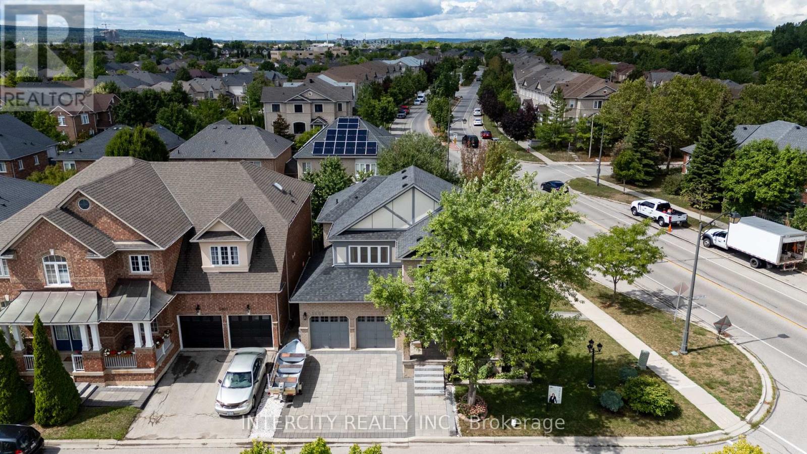 5409 Duchess Court, Burlington (Orchard), Ontario  L7L 6Z4 - Photo 41 - W12453735