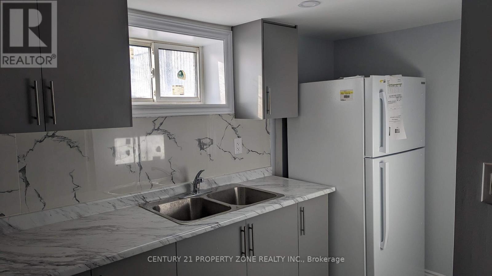 47 Brisco Street, Brampton (Brampton North), Ontario  L6V 1X1 - Photo 19 - W12453748