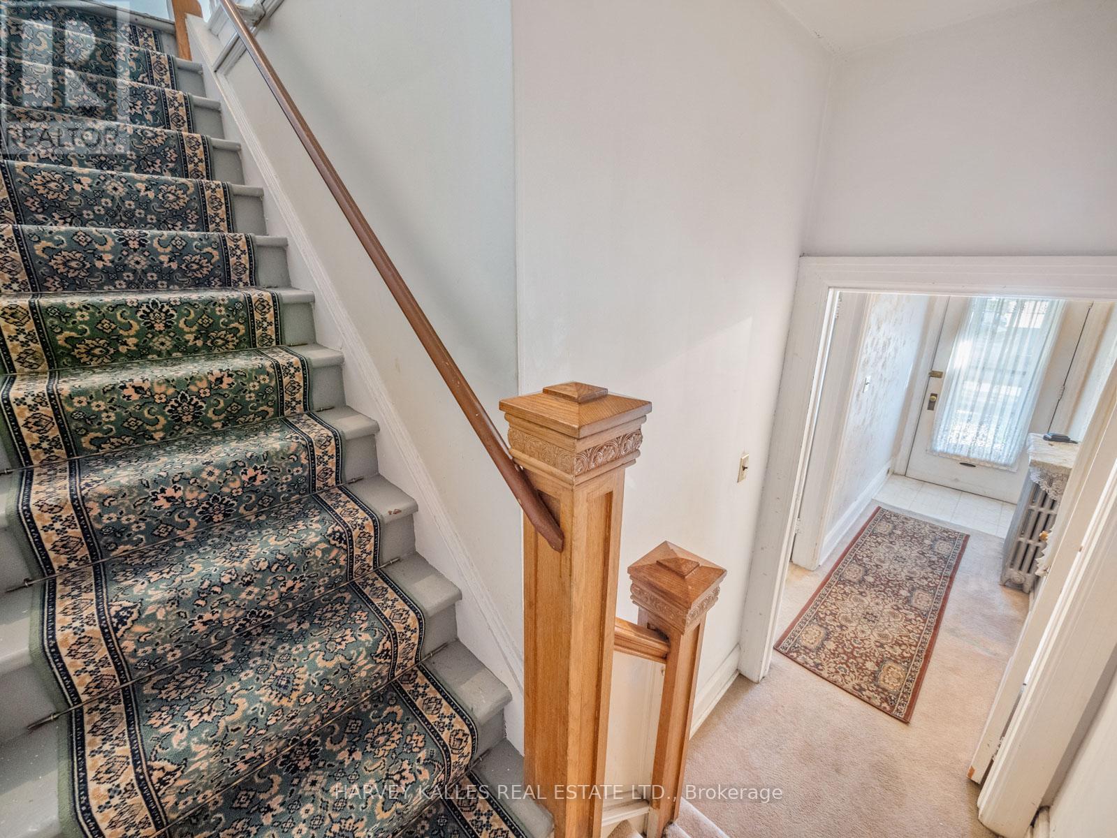 132 Close Avenue, Toronto, Ontario  M6K 2V5 - Photo 21 - W12453756