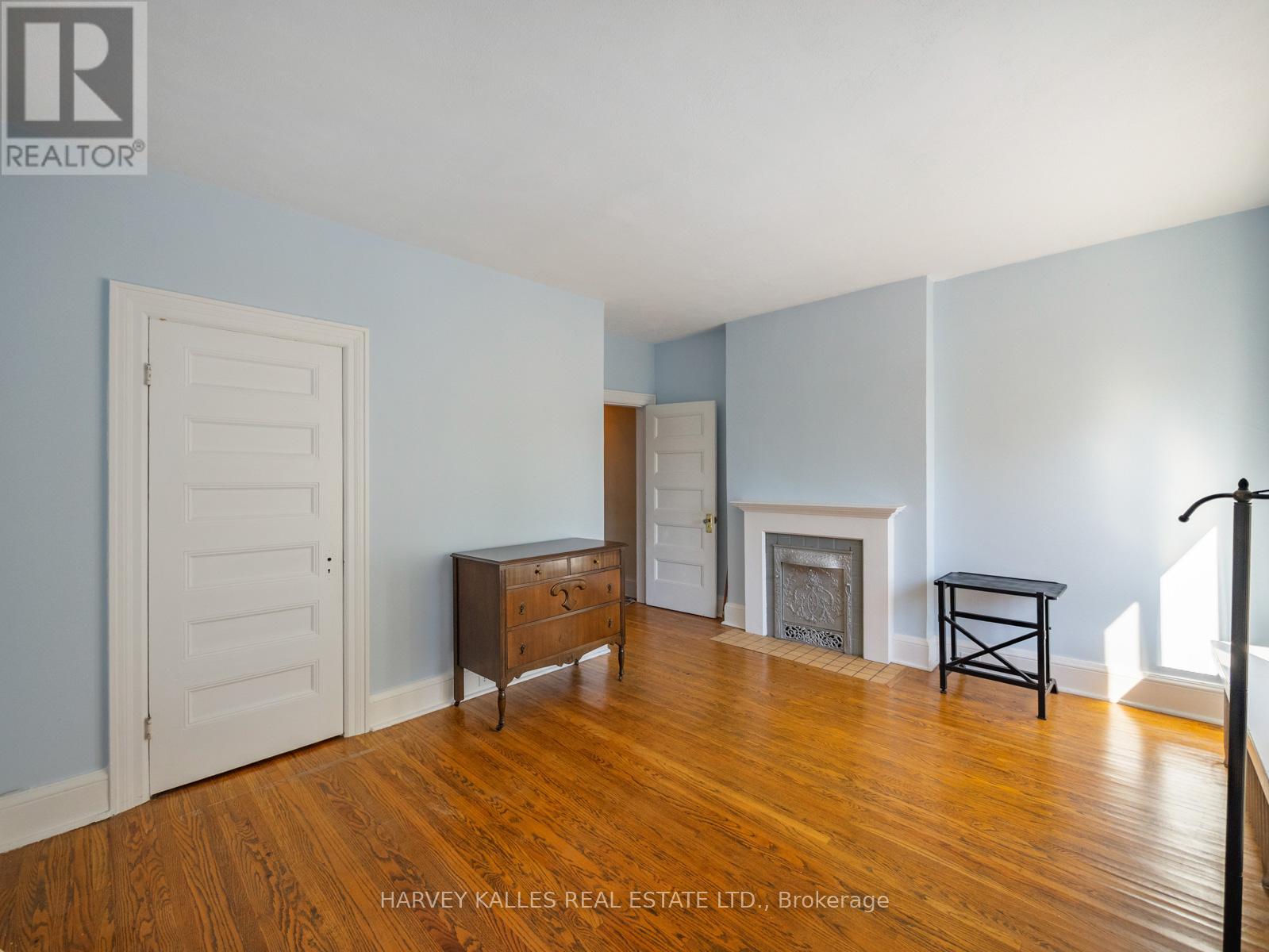 132 Close Avenue, Toronto, Ontario  M6K 2V5 - Photo 25 - W12453756