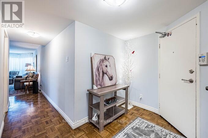 217 - 1333 Bloor Street, Mississauga (Applewood), Ontario  L4Y 3T6 - Photo 12 - W12453769