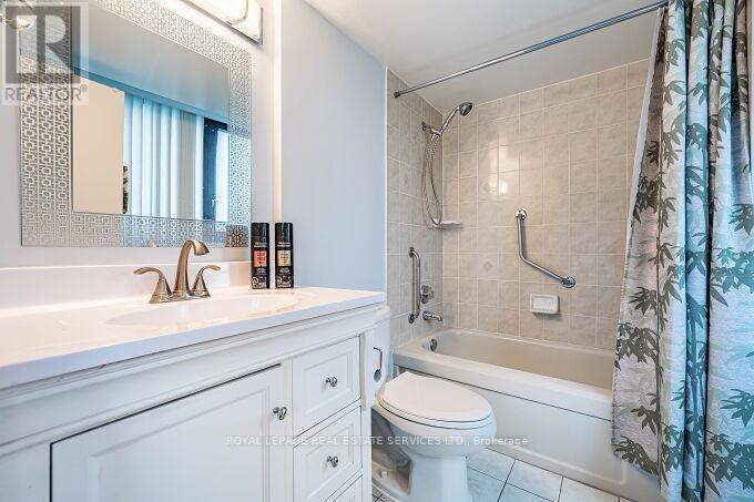 217 - 1333 Bloor Street, Mississauga (Applewood), Ontario  L4Y 3T6 - Photo 34 - W12453769