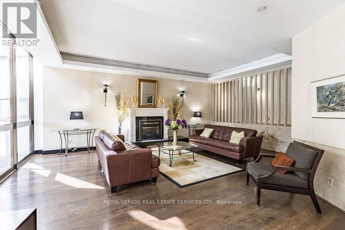 217 - 1333 Bloor Street, Mississauga (Applewood), Ontario  L4Y 3T6 - Photo 6 - W12453769