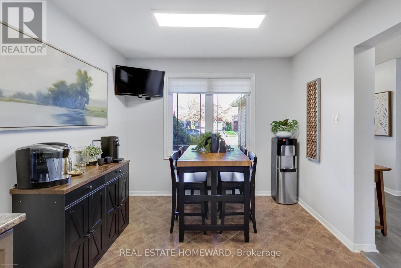 3161 Osbourne Road, Mississauga (Erin Mills), Ontario  L5L 4A3 - Photo 14 - W12453771