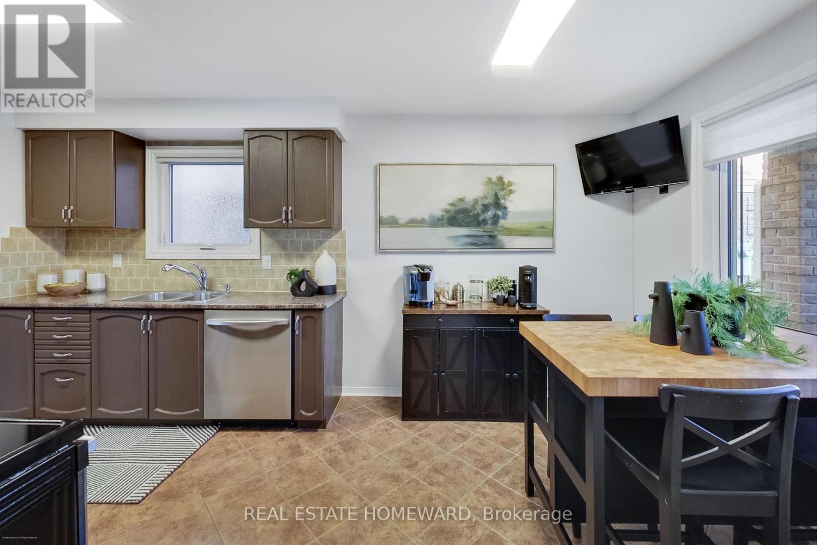 3161 Osbourne Road, Mississauga (Erin Mills), Ontario  L5L 4A3 - Photo 17 - W12453771