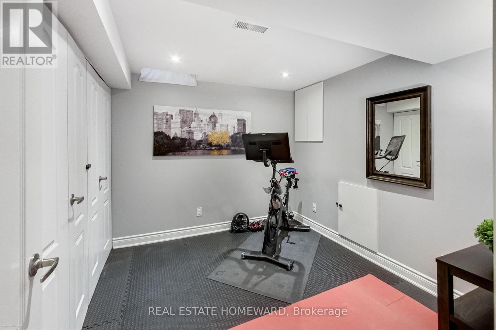 3161 Osbourne Road, Mississauga (Erin Mills), Ontario  L5L 4A3 - Photo 28 - W12453771