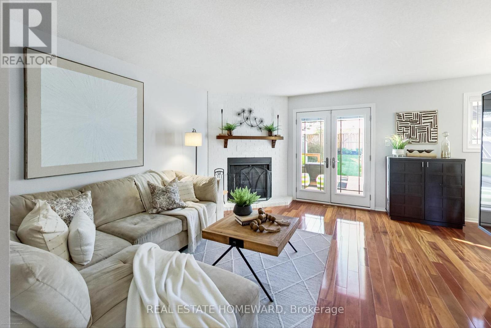 3161 Osbourne Road, Mississauga (Erin Mills), Ontario  L5L 4A3 - Photo 5 - W12453771