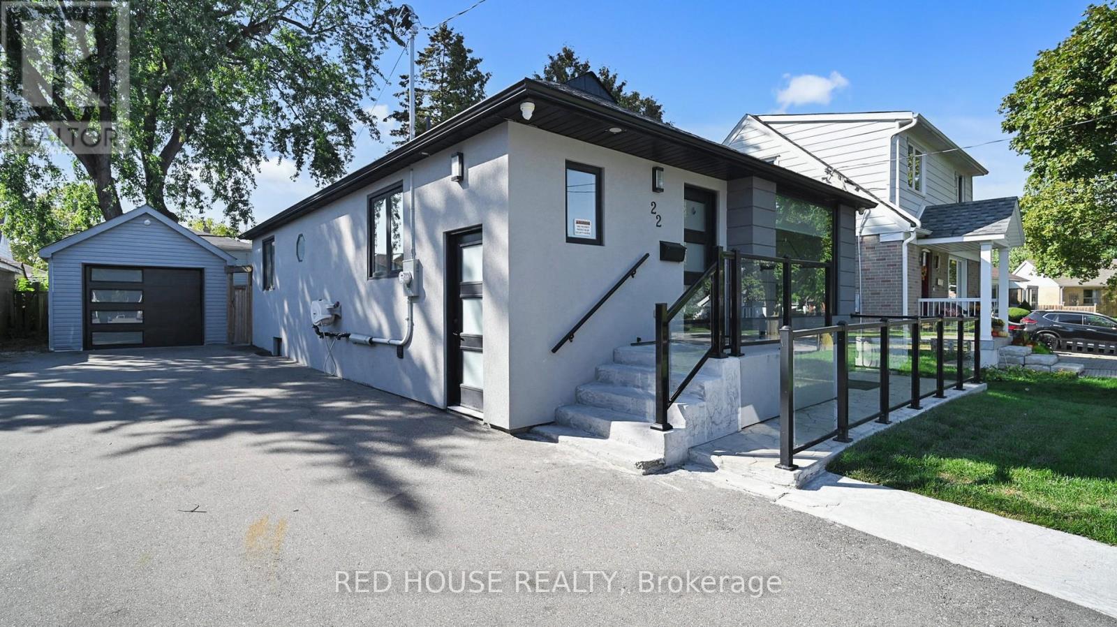 Upper - 22 Gladsmore Crescent, Toronto, Ontario  M9W 3Y9 - Photo 31 - W12453796