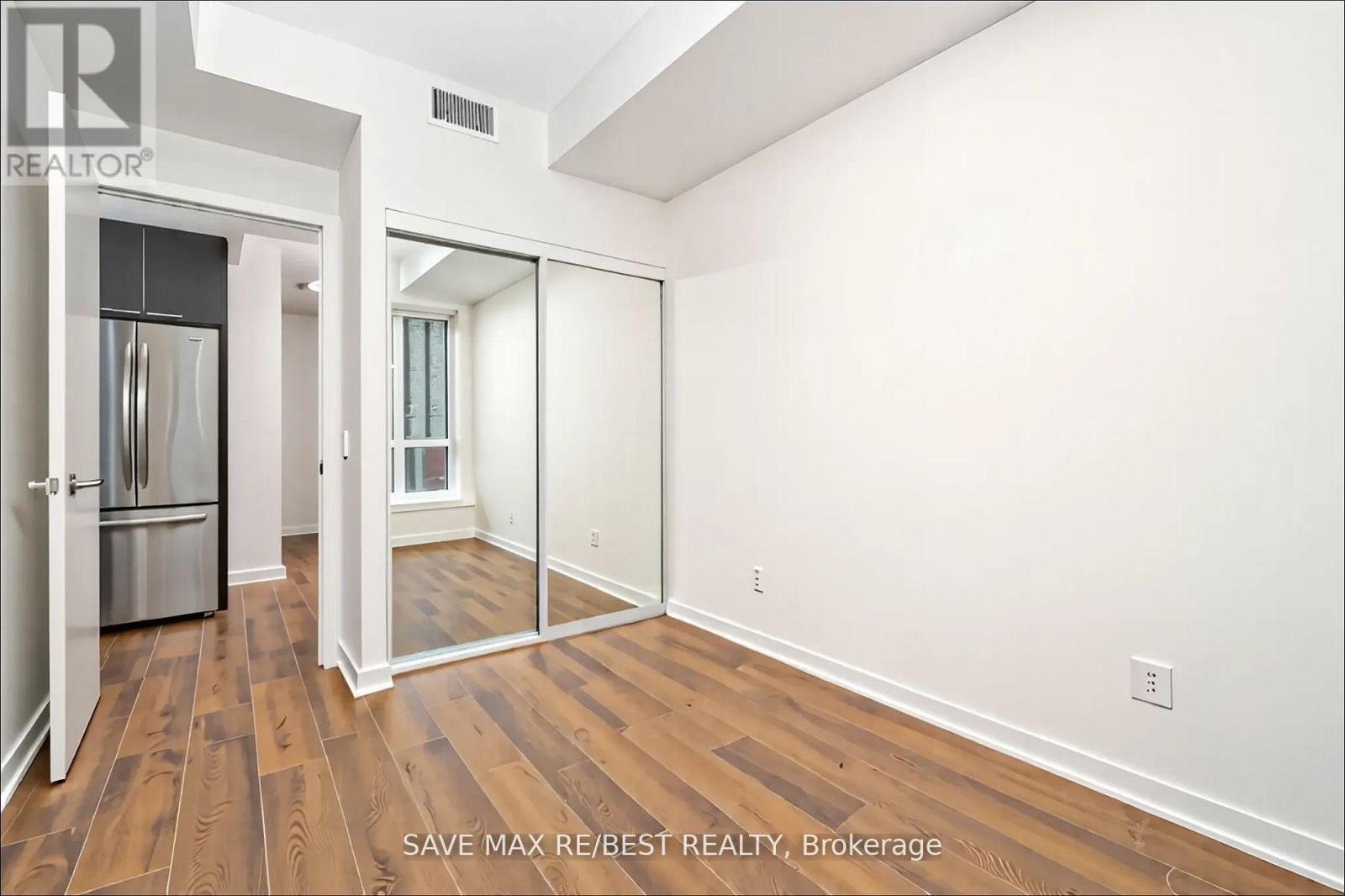 807 - 10 Park Lawn Road, Toronto (Mimico), Ontario  M8V 0H9 - Photo 11 - W12453799