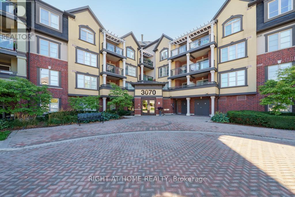121 - 3070 ROTARY WAY, Burlington, Ontario
