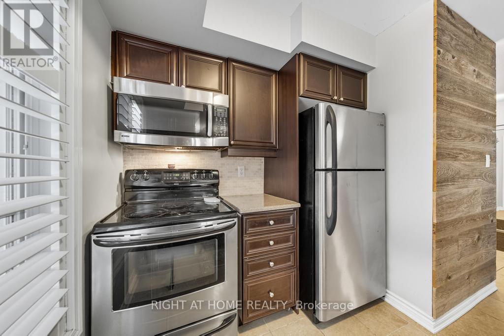 121 - 3070 Rotary Way, Burlington (Alton), Ontario  L7M 0H1 - Photo 14 - W12453803