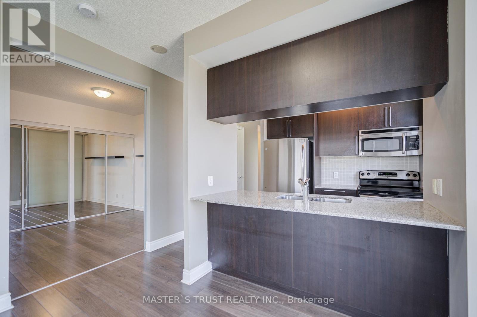 3202 - 16 Brookers Lane, Toronto, Ontario  M8V 0A5 - Photo 21 - W12453812