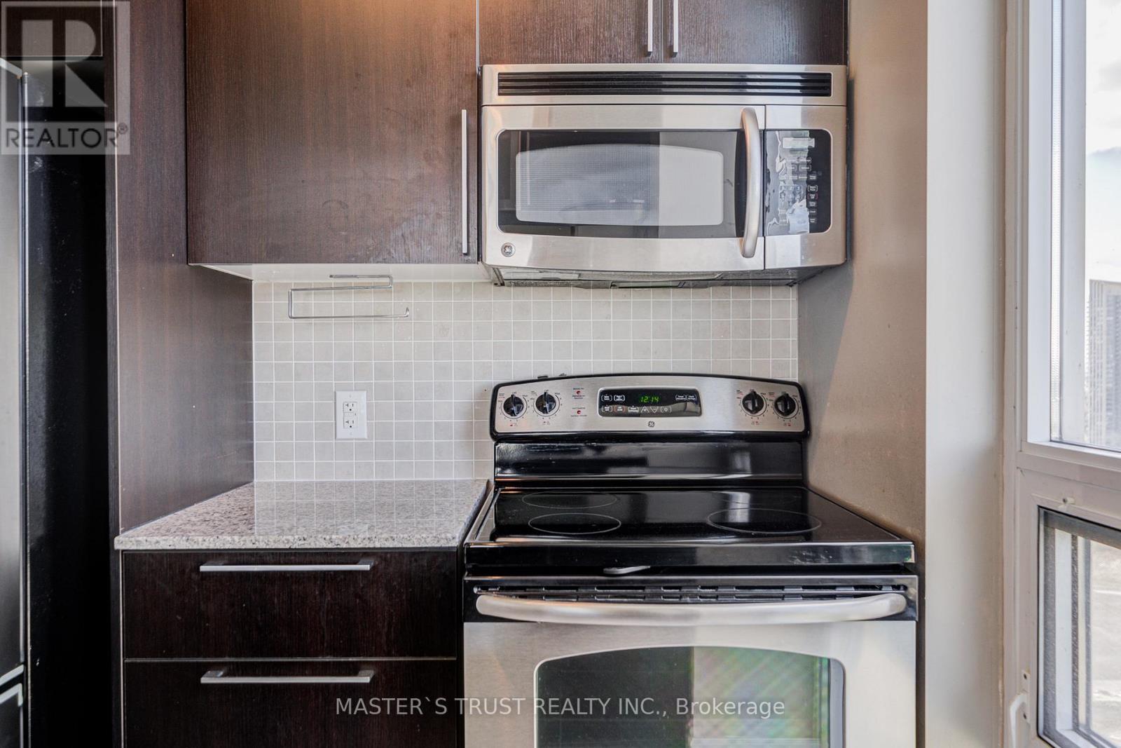 3202 - 16 Brookers Lane, Toronto, Ontario  M8V 0A5 - Photo 23 - W12453812