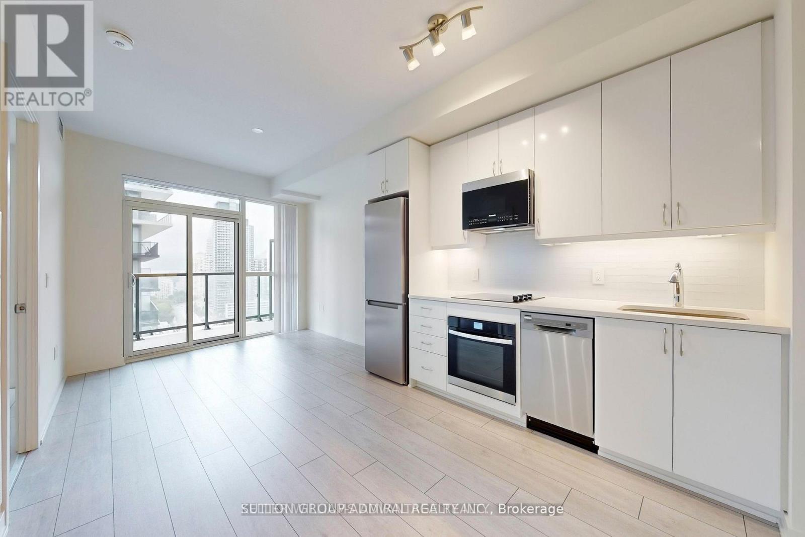 4006 - 38 Annie Craig Drive, Toronto, Ontario  M8Z 0B4 - Photo 10 - W12453817