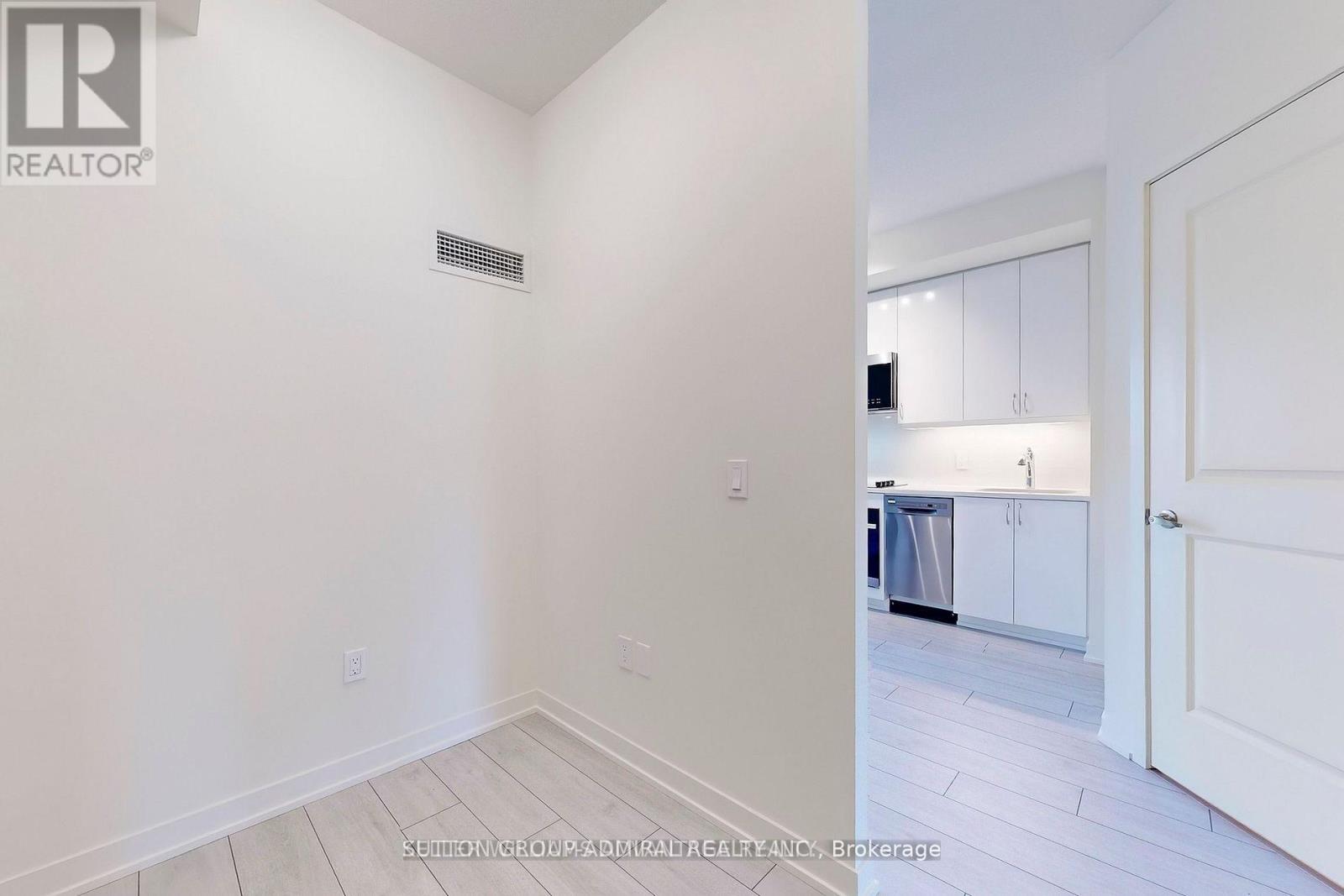 4006 - 38 Annie Craig Drive, Toronto, Ontario  M8Z 0B4 - Photo 5 - W12453817