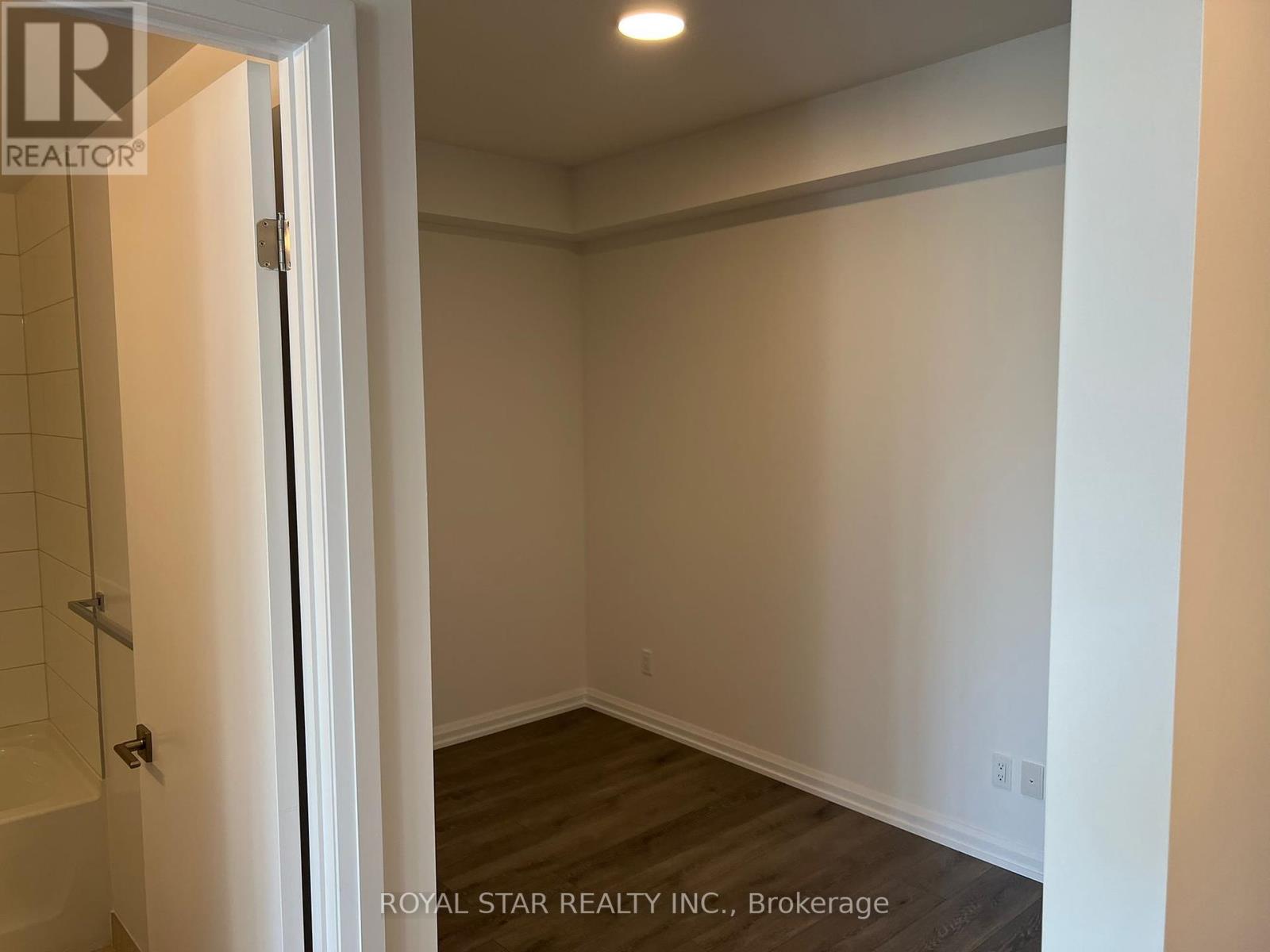 310 - 4208 Dundas Street W, Toronto, Ontario  M8X 0B1 - Photo 10 - W12453825
