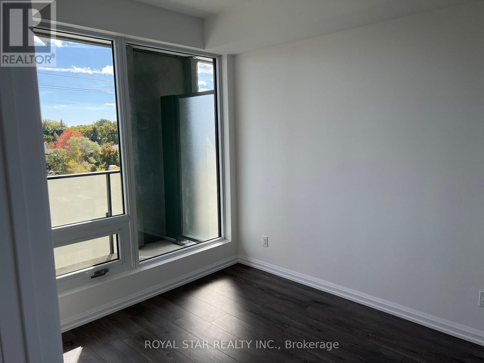 310 - 4208 Dundas Street W, Toronto, Ontario  M8X 0B1 - Photo 8 - W12453825