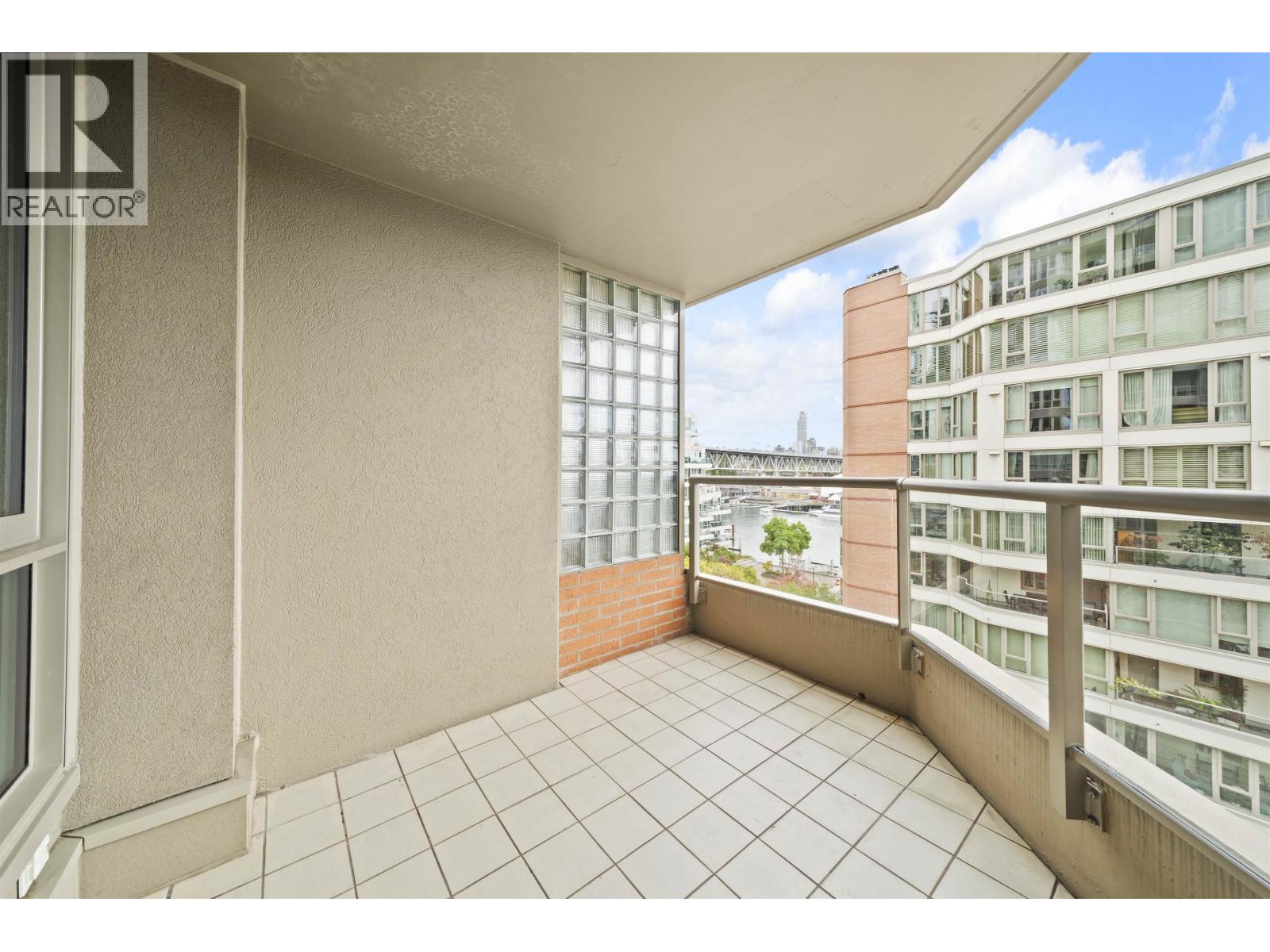 603 1625 Hornby Street, Vancouver, British Columbia  V6Z 2M2 - Photo 18 - R3057031