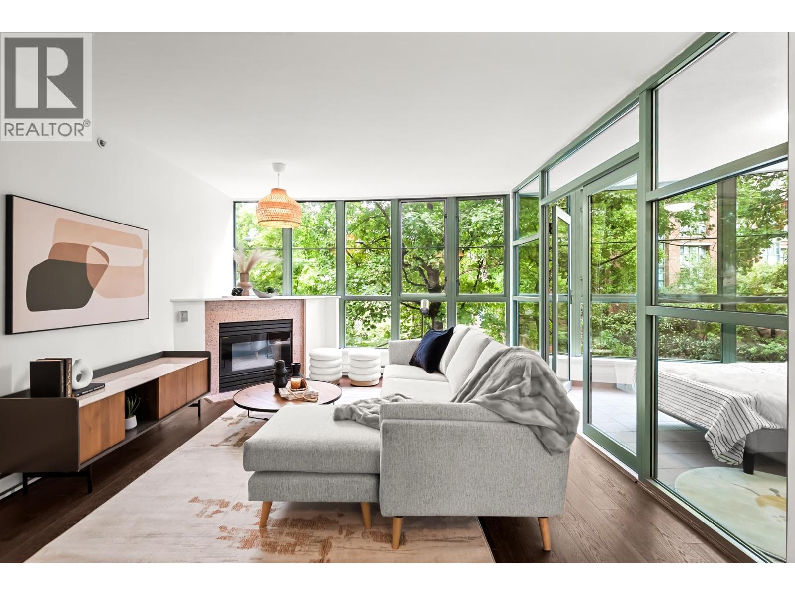 301 1159 Main Street, Vancouver, British Columbia  V6A 4B6 - Photo 3 - R3057034
