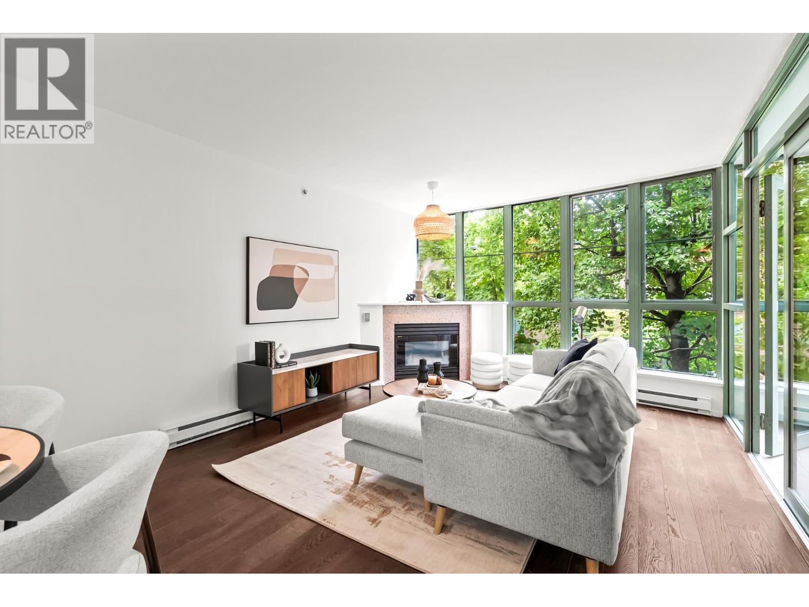 301 1159 Main Street, Vancouver, British Columbia  V6A 4B6 - Photo 4 - R3057034