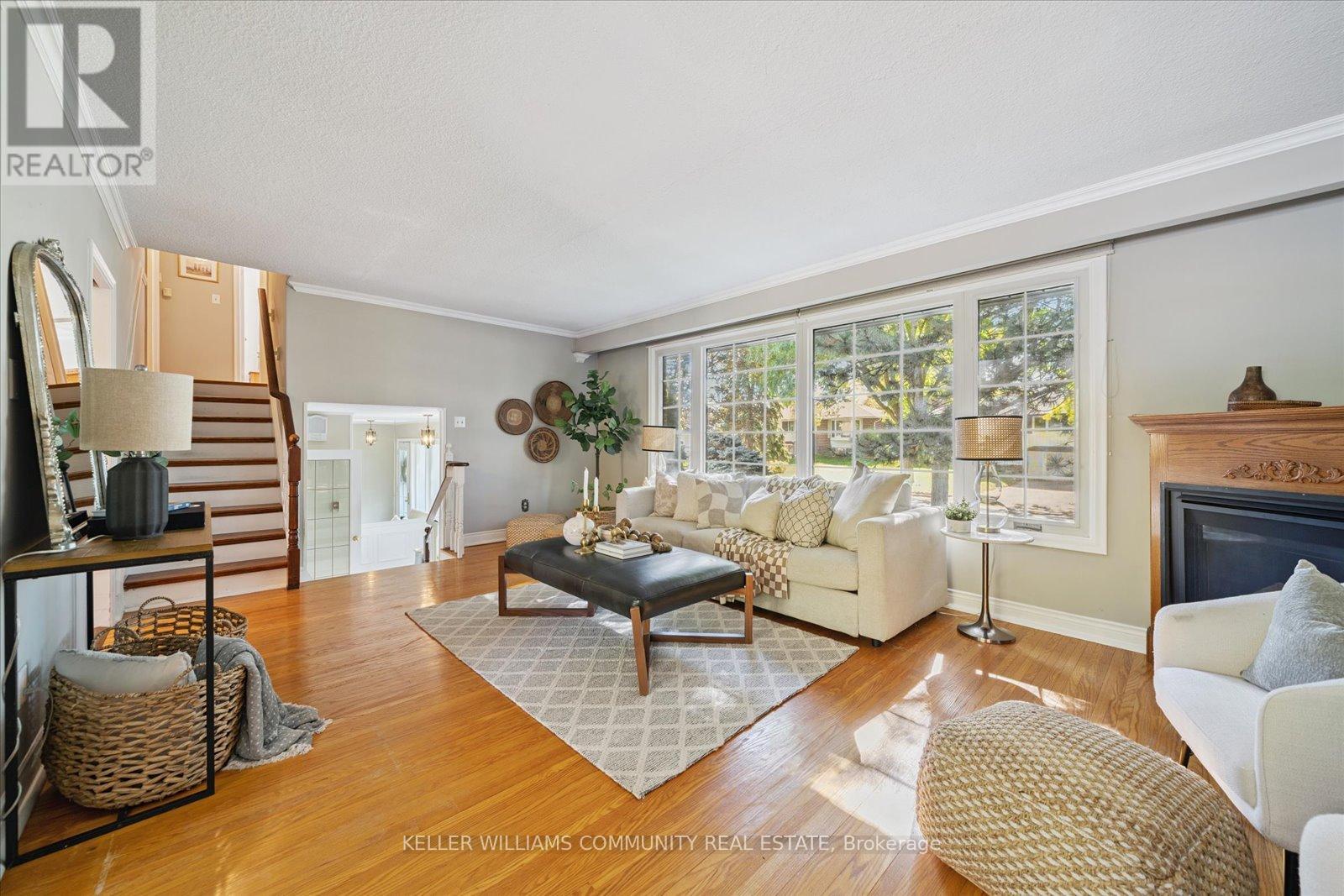208 Marigold Avenue, Oshawa, Ontario  L1G 3G3 - Photo 11 - E12453925