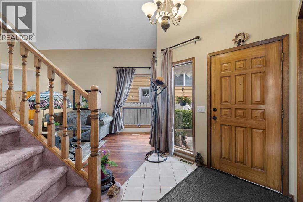 195 Bernard Drive Nw, Calgary, Alberta  T3K 2B6 - Photo 17 - A2263431
