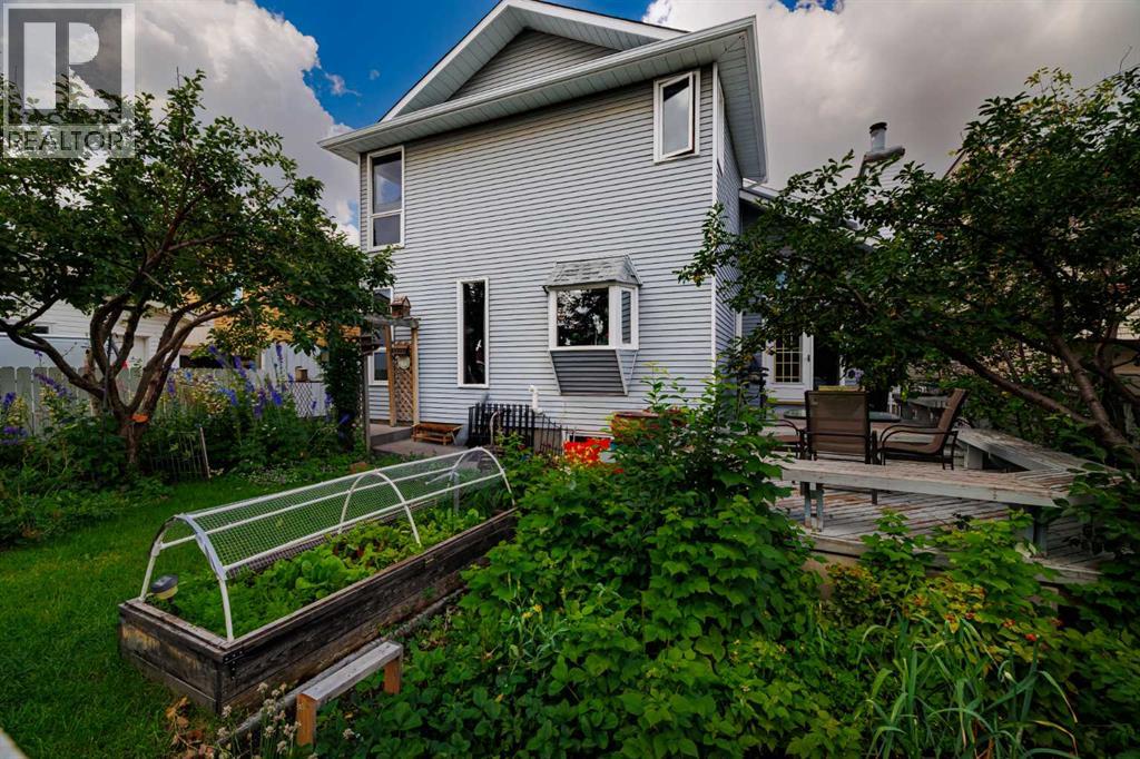 195 Bernard Drive Nw, Calgary, Alberta  T3K 2B6 - Photo 28 - A2263431