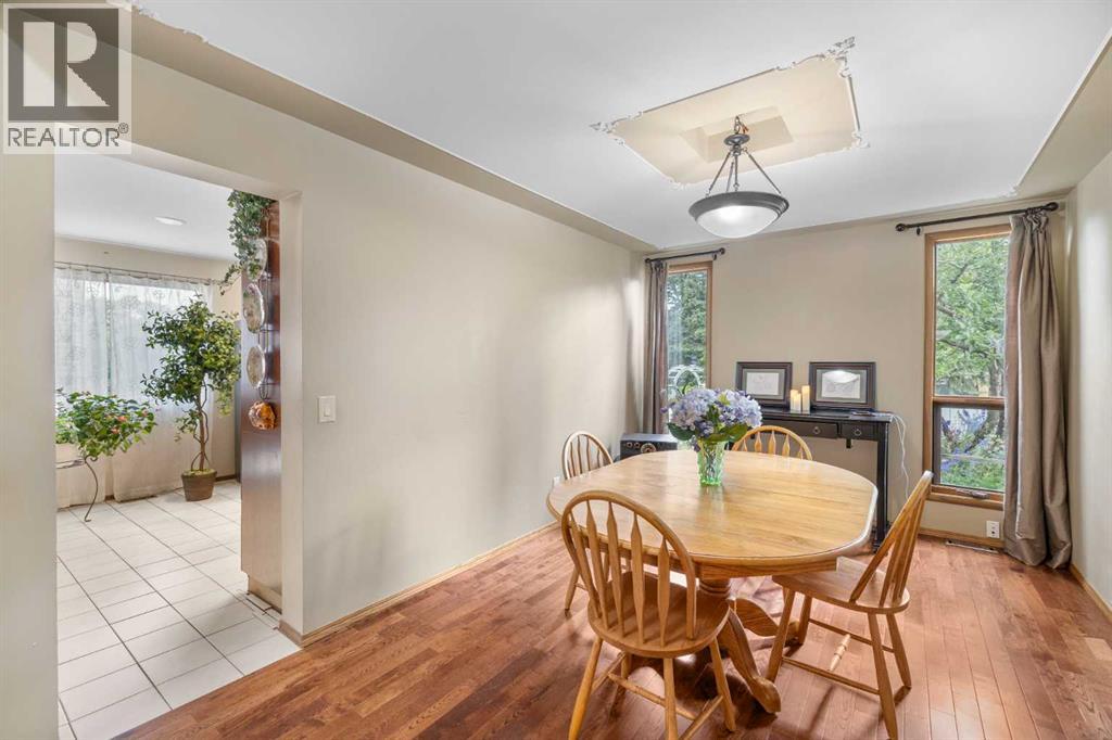 195 Bernard Drive Nw, Calgary, Alberta  T3K 2B6 - Photo 8 - A2263431